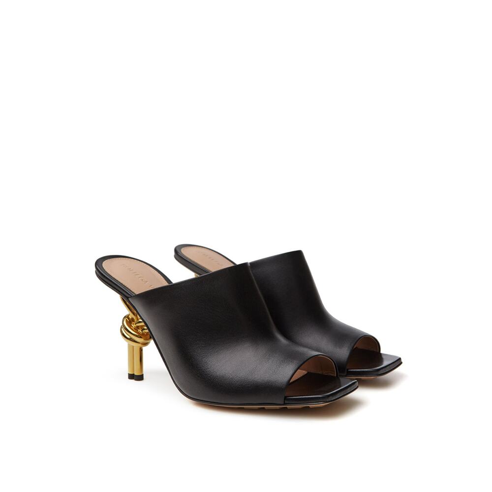 Bottega Veneta Black Leather Mule 'Knot' Sandal/EU37/US6.5/Black